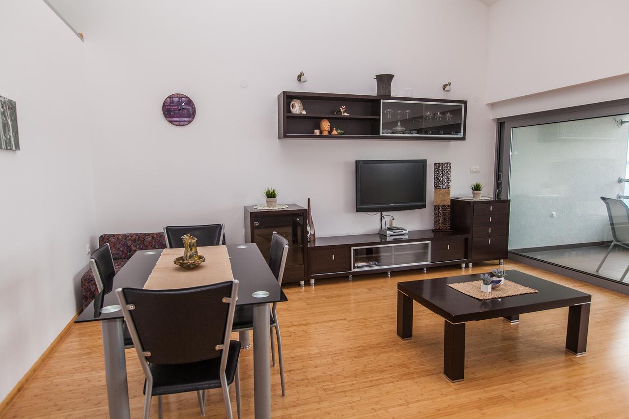 Apartments Vista Novi Vinodolski Bagian luar foto