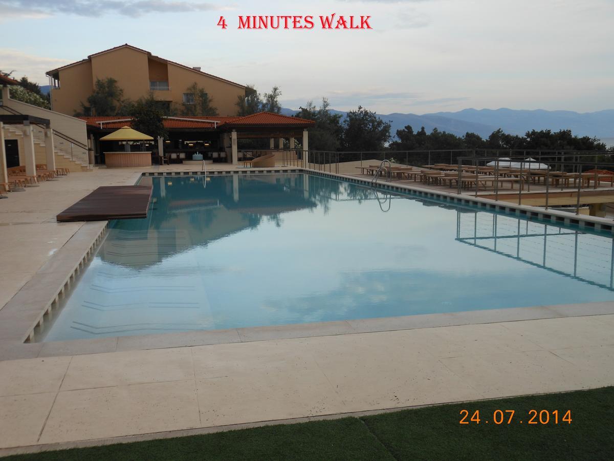 Apartments Vista Novi Vinodolski Bagian luar foto